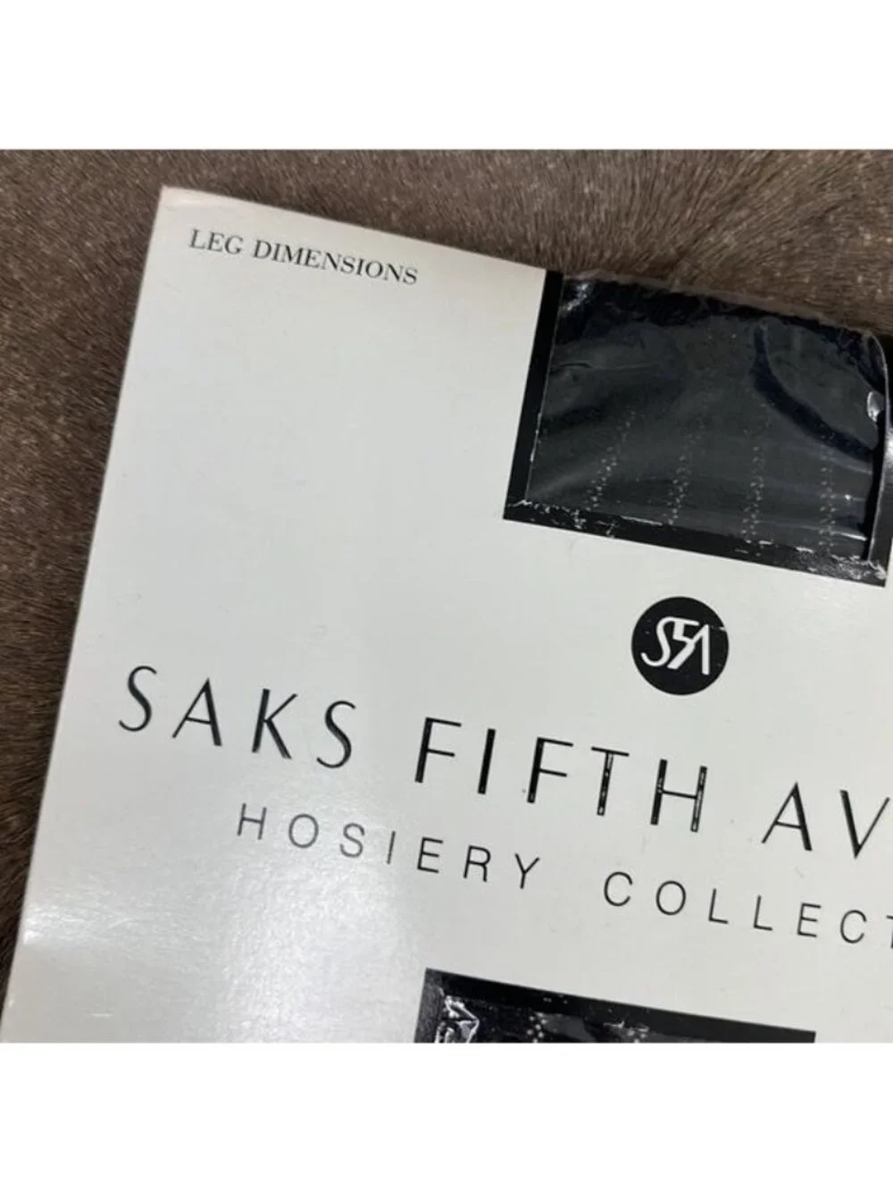 Saks Fifth Avenue leg dimensions